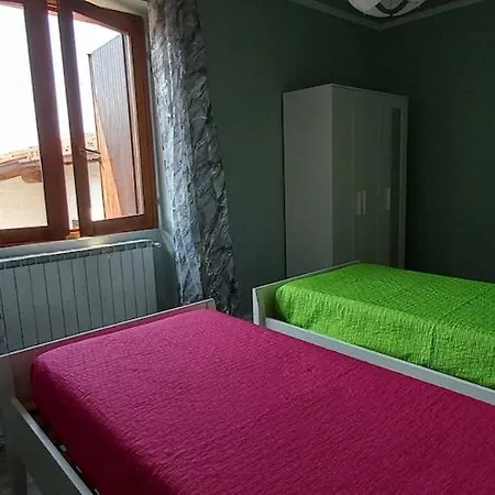 Tra E Montagna 度假居 Zone