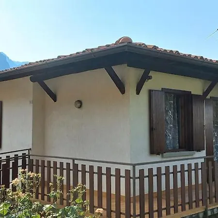 Tra E Montagna *